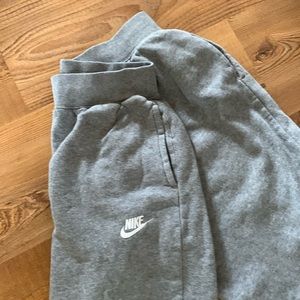 Nike Youth XL sweatpant